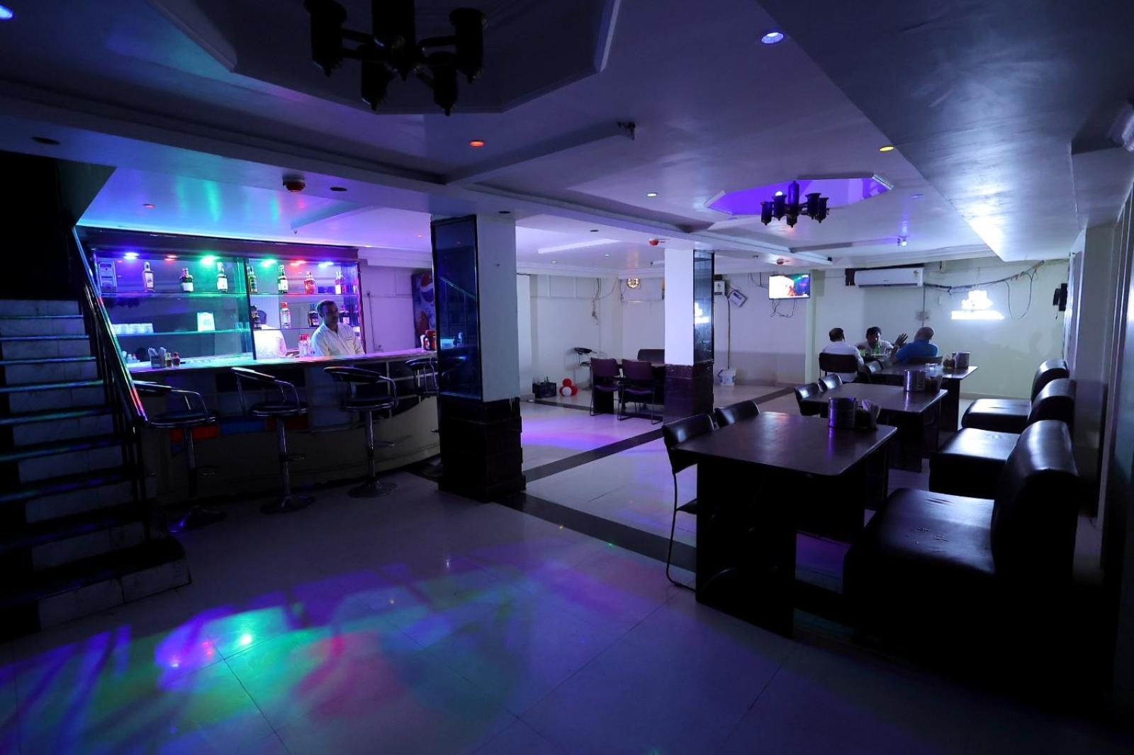 Hotel Paradise كانبور المظهر الخارجي الصورة